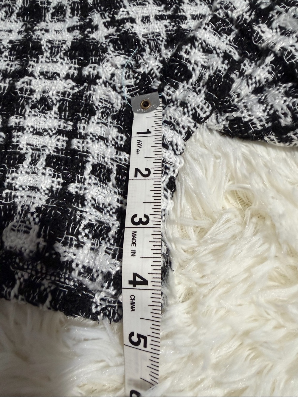 Classic Black & White Tweed High-Waist Women's Shorts - Picture 7 of 11